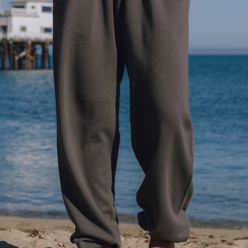 Daily Drills Men's Dark Gray Sweatpants